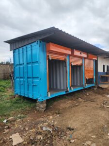 Container works on a stall